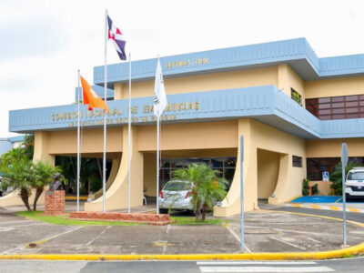 COE mantiene 9 provincias en alerta verde por vaguada