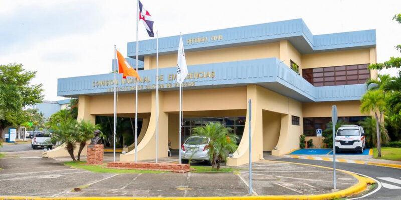 COE mantiene 9 provincias en alerta verde por vaguada