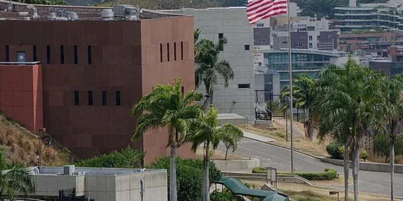 Estados Unidos reanuda oficialmente las operaciones de su Embajada en Venezuela