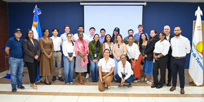 MITUR presenta estrategias de innovación turística a estudiantes de la University of Pennsylvania