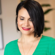 Sheila Gómez impulsa estrategias que posicionan marcas dominicanas e internacionales