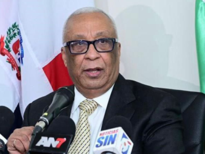 La crisis del petróleo expone fallas estructurales en la política energética dominicana, afirma Daniel Toribio