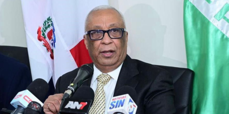 La crisis del petróleo expone fallas estructurales en la política energética dominicana, afirma Daniel Toribio