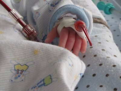 Solicitan con urgencia donante de sangre O negativo para recién nacida en SDO