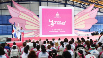 Ministro Kelvin Cruz clasura con éxito los rescatados Juegos de la Mujer 2026.