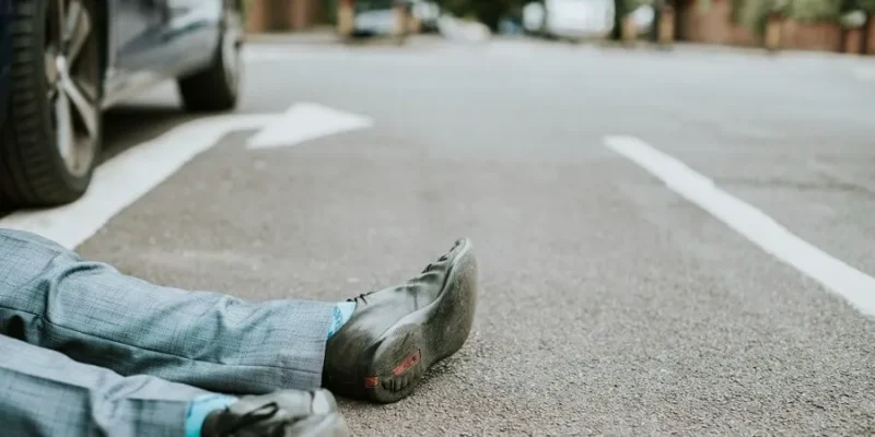 Motociclista muere tras ser impactado por vehículo mientras esperaba en semáforo en Teresina