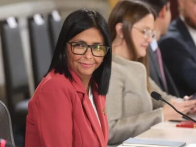 Más de 5.000 venezolanos volvieron a su país en cien días del Gobierno de Delcy Rodríguez