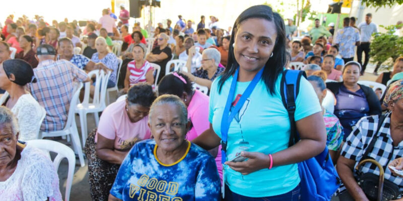 2,000 familias de Villa Montellano en Puerto Plata reciben Bono de Emergencia