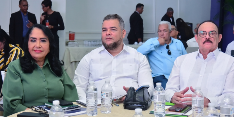 FEDA participa en mesa multisectorial para impulsar modernización del campo dominicano