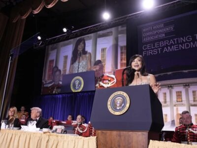 La Asociación de Corresponsales ensalza la valentía de los periodistas tras el tiroteo en presencia de Trump