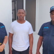 PN pone a disposición de la justicia a hombre acusado de amenazar a su expareja con arma blanca