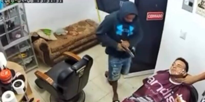 Asaltos simultáneos en barbería y banca generan alarma en sectores Los Multis y El Hato