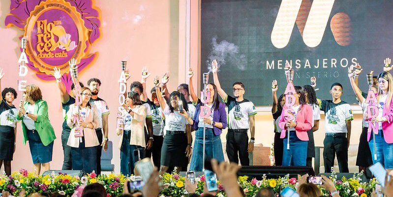 Más de 1,600 mujeres florecen en cumbre nacional que impulsa su desarrollo integral en RD