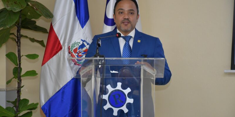 ONAPI concluye tercera edición del Curso Especializado en Propiedad Industrial para impulsar la innovación