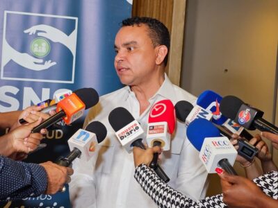 Servicios de salud pública crecen en RD; bajan atenciones a extranjeros, según SNS