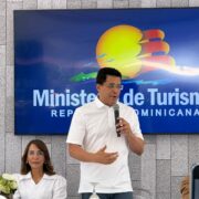 Inician construcción de plaza en Playa Teco con inversión de RD$193 millones en Puerto Plata