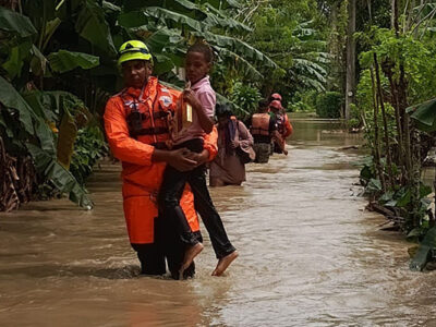 Defensa Civil coordina evacuaciones en provincias en alerta por lluvias