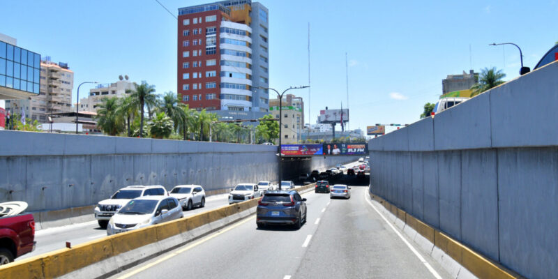 Obras Públicas anuncia cierre temporal del paso a desnivel de la 27 de Febrero con Tiradentes