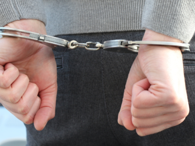 Ante búsqueda policial, se entrega presunto implicado en caso donde murió sargento policial durante enfrentamiento en SDO