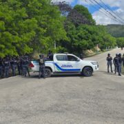 Fuerte despliegue militar y policial en San Juan ante marcha por la defensa del agua
