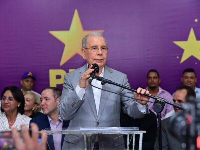 Danilo Medina: “Es sumamente sospechoso que sea en este momento que se suspendan las encuestas”