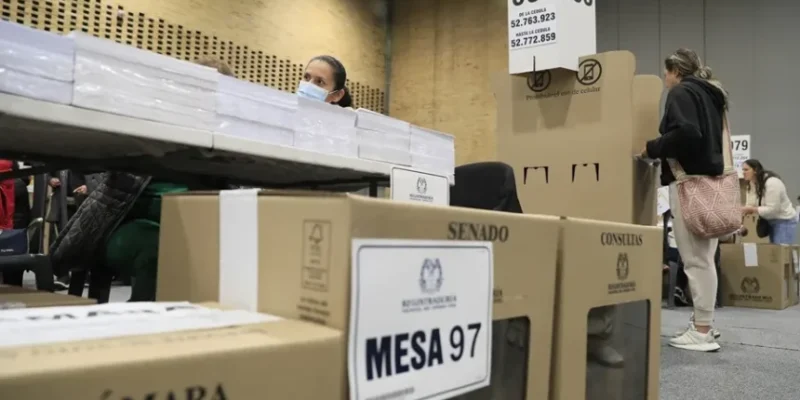 EE.UU. amenaza con retirar visas a quienes manipulen las elecciones en Colombia