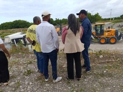 MOPC inicia construcción de paso provisional sobre el río Tábara para facilitar nuevo puente en Azua