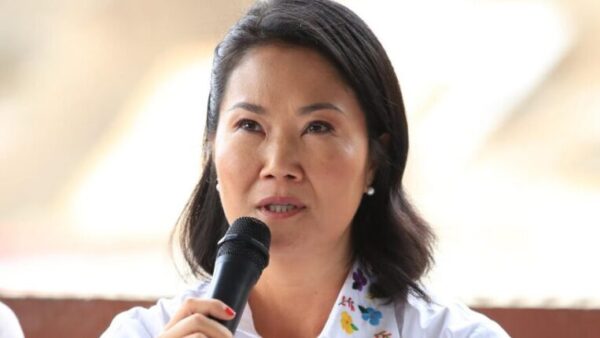 Keiko Fujimori mantiene su ventaja sobre Sánchez al llegar al 25 % del escrutinio en Perú