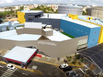 Mujer muere y otra resulta herida en tiroteo frente a emergencia del Hospital Darío Contreras