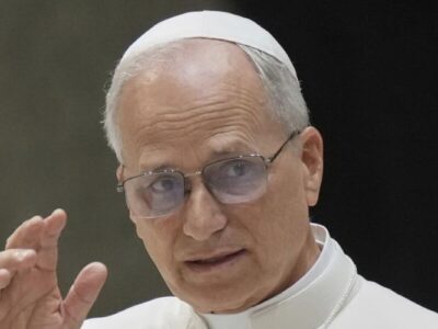 El papa envía una primera ayuda de 100,000 euros a Venezuela tras los terremotos