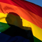 ¿Por qué será? El 78 % de las personas LGTBI+ españolas temen por su seguridad física
