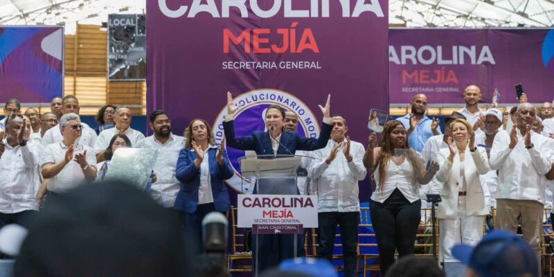 Carolina rinde cuentas ante dirigencia del PRM en San Cristóbal y reafirma su compromiso con la militancia