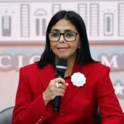 Gobierno de Venezuela crea fondo de 200 millones de dólares para atender la emergencia