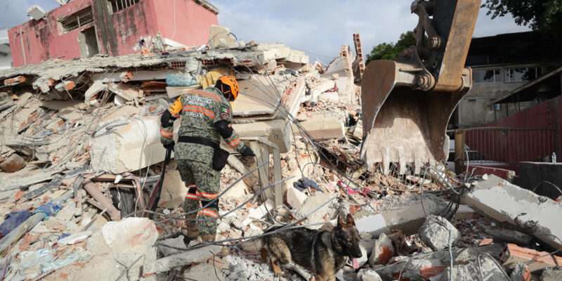 Los venezolanos despiertan sacudidos por un nuevo sismo a cinco días del doble terremoto