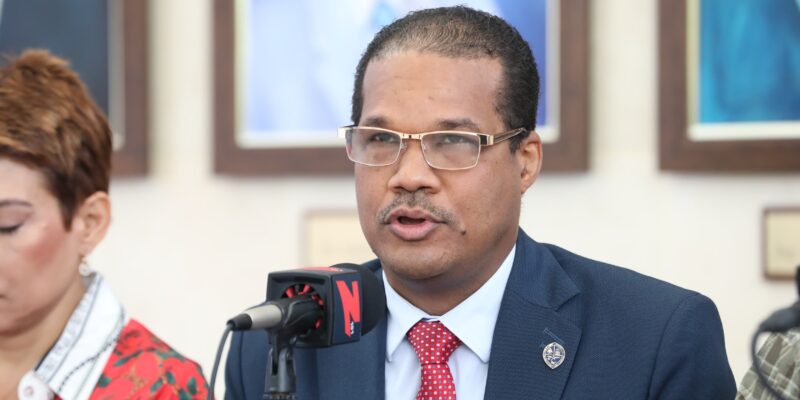 Radhamés Silverio felicita a Jorge Asjana por su elección como rector de la UASD