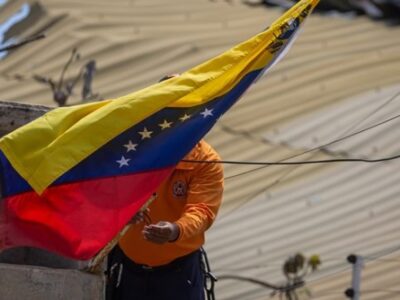 Venezuela decreta siete días de duelo nacional al cumplirse una semana de los terremotos