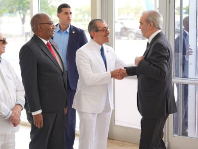 Asjana David asume como rector decidido a modernizar e internacionalizar la UASD con el apoyo del Gobierno central
