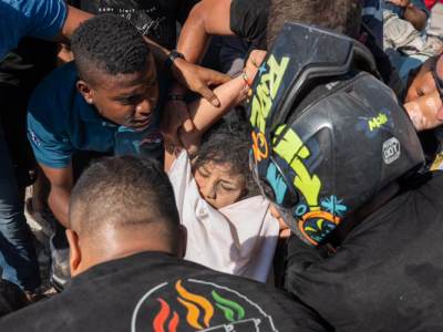 Sube a 51 la cifra de muertos por terremoto de magnitud 7,4 en Colombia