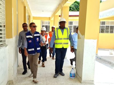 Infraestructura Escolar deja listas nuevas aulas y obras para el regreso a clases en San Cristóbal