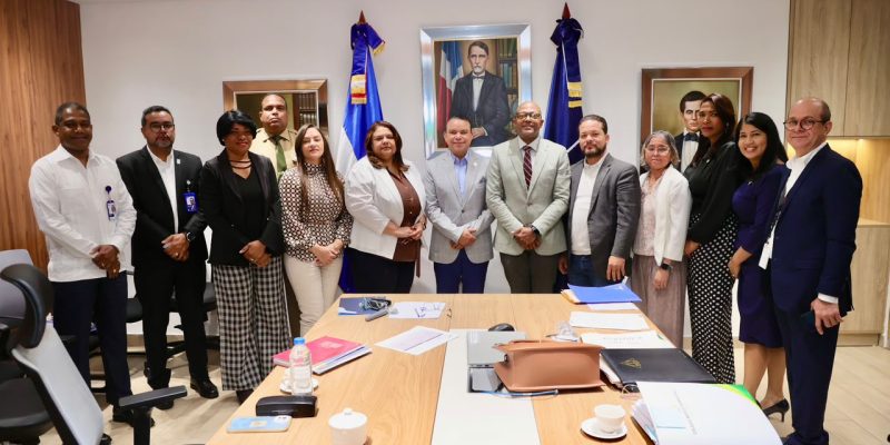 SNS y CMD mantienen diálogo y trabajo conjunto para fortalecimiento prestación de servicios de salud