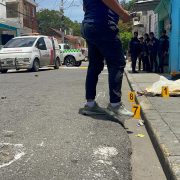 ¡Violencia en Santiago! Matan a tiros a joven de 24 años en plena calle