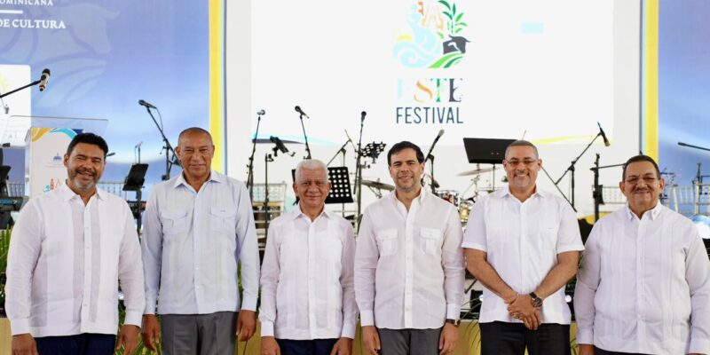 Ministerio de Cultura clausura Este Festival con reconocimiento del Senado a gestores culturales