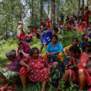Nepal eleva a más de 1.900 los desaparecidos por la riada tras sumar 933 trabajadores