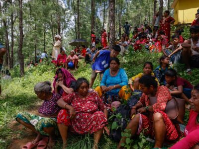 Nepal eleva a más de 1.900 los desaparecidos por la riada tras sumar 933 trabajadores