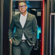 Santiago Matías defiende su perfil empresarial y afirma que un presidente debe ser un buen administrador