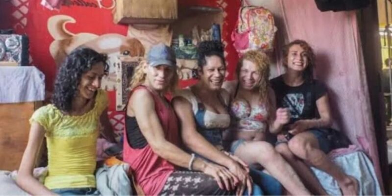 Personas trans en cárceles paraguayas denuncian violencia y atención de salud insuficiente