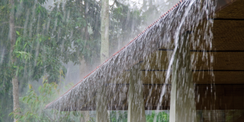 Lluvias y ráfagas de viento afectarán varias provincias este jueves