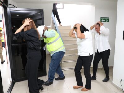 Intrant evacúa sus instalaciones durante simulacro nacional contra terremotos