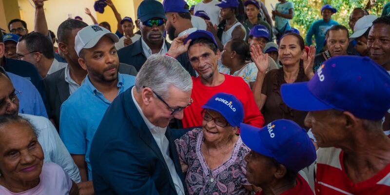Gonzalo Castillo pide a sus seguidores “no dejarse provocar” de cara a consulta del PLD