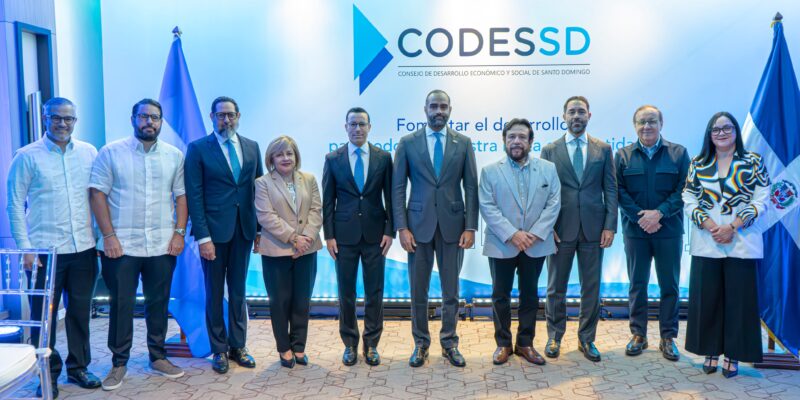 CODESSD recibe a Félix Ulloa y promueve vínculos empresariales con El Salvador
